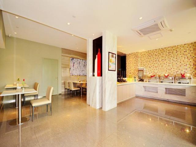 Jinjiang Inn Wuhan Optics Valley Avenue Gaoxiner Road Exterior photo